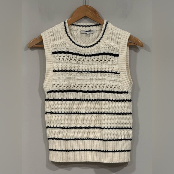 Madewell Tipped Stitch Femme Ellis Cream/Black Striped Knit Vest M NWT - Picture 4 of 7